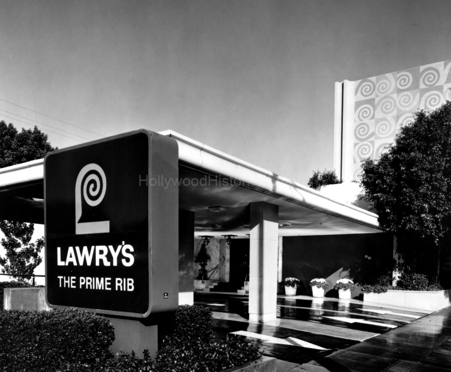 Lawrys 1991 The Prime Rib Restaurant.jpg